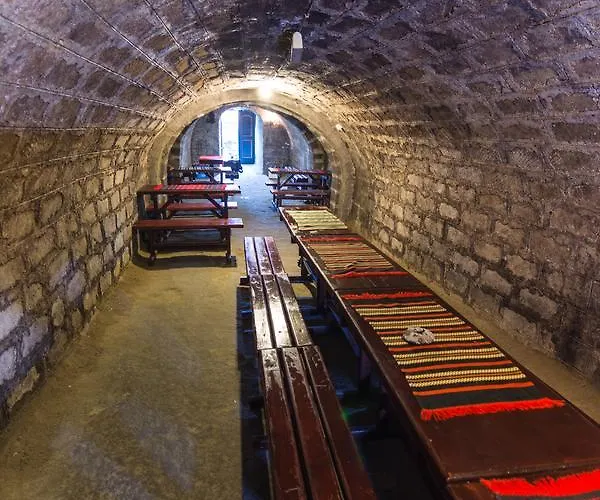 华斯克佩泽欧酒窖酒店 住宿加早餐酒店 托卡伊